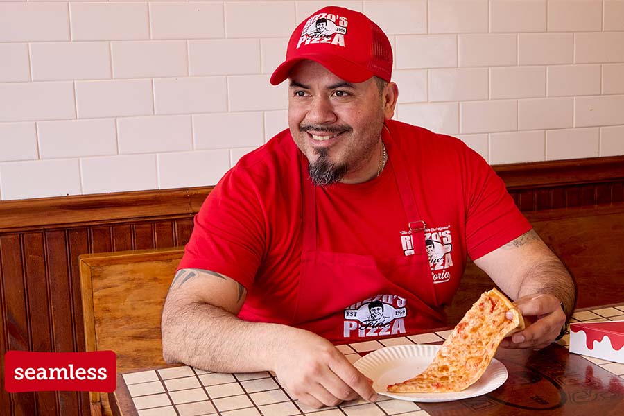 Image of Rizzo's Fine Pizza in Astoria, New York.