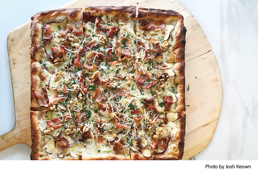 Apple and bacon white pizza