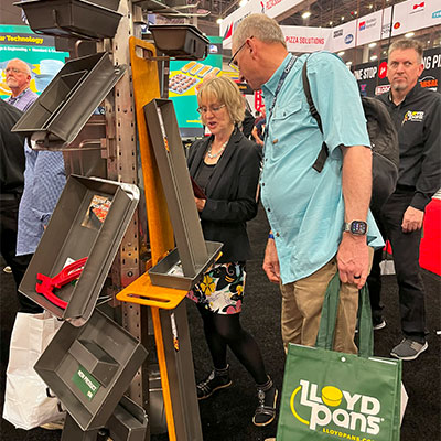 : LloydPans is bringing a record number of new pans to Pizza Expo