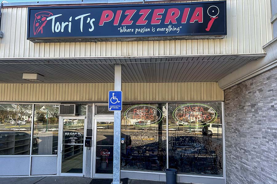 Image of Tori T's Pizzeria in Malverne, N.Y.